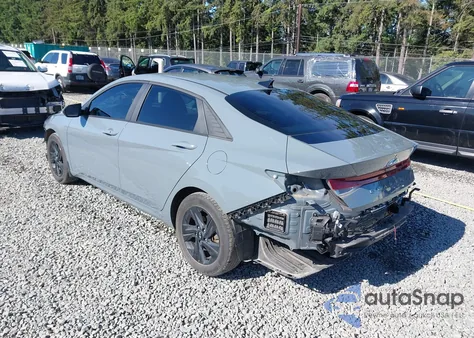 2023 Hyundai Elantra Sel z USA, uszkodzony, nr VIN KMHLM4AG5PU386885